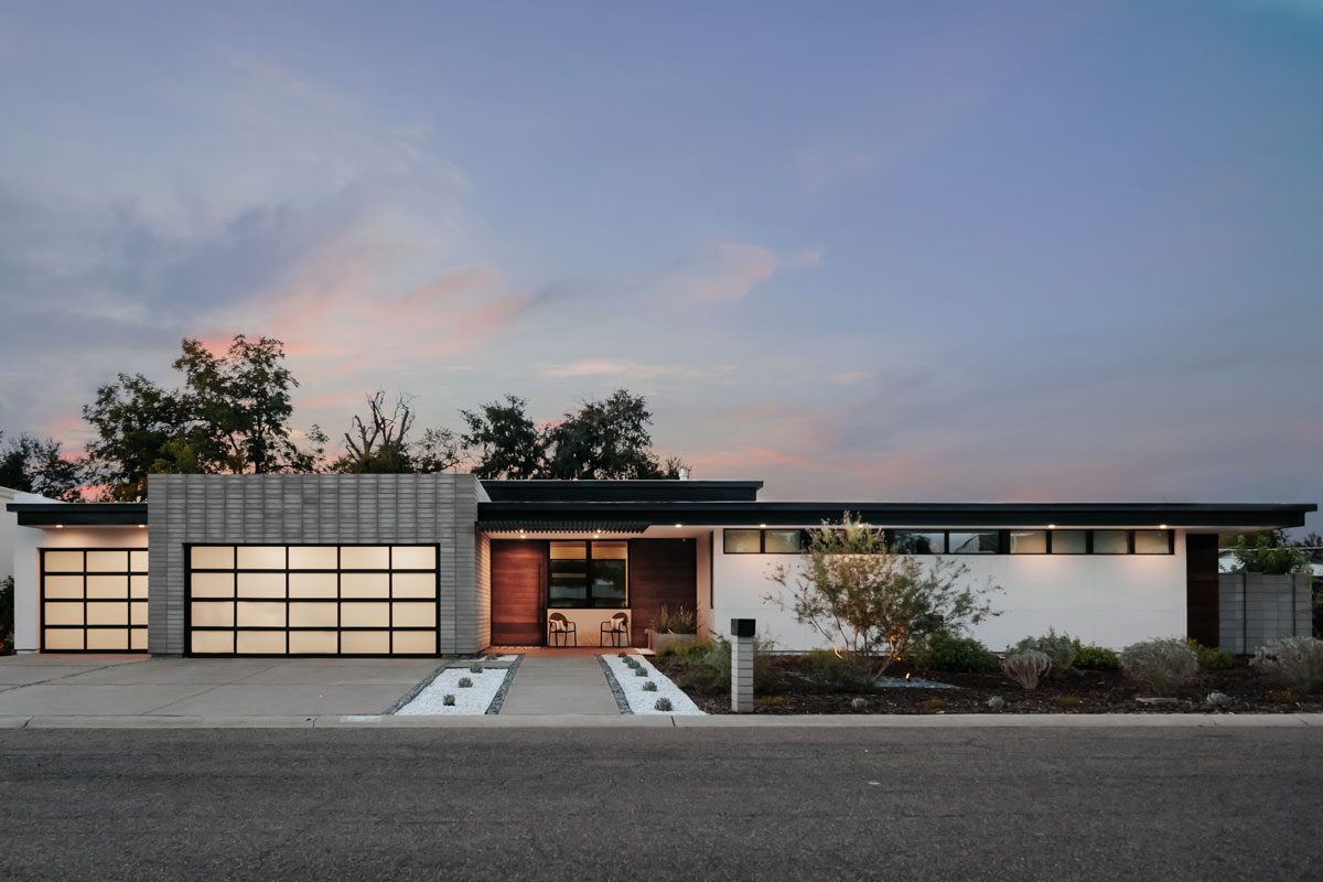 Gabriel Home - Modern Architecture in Paradise Valley, Arizona